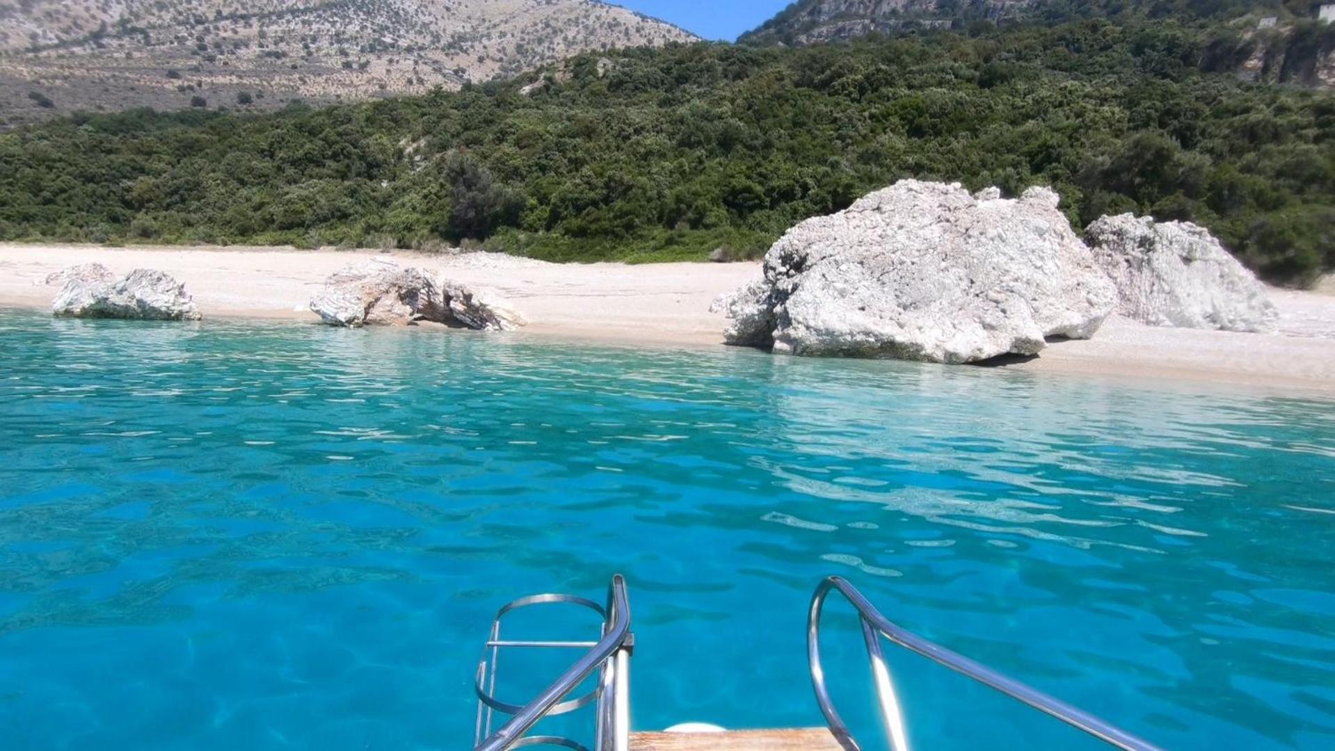 Hotel Nebo Ksamil Bagian luar foto